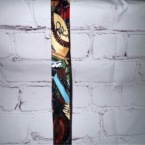 Vintage‎ 1993 Nicole Miller sports themed tie - Picture 5 of 8